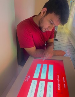 Marlon Vargas analisando dados